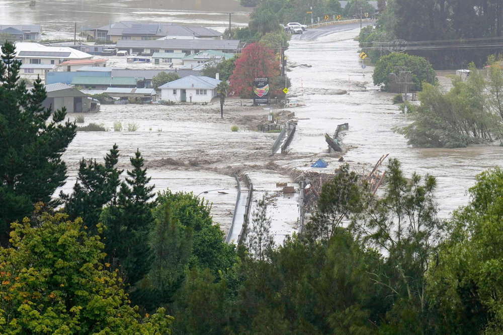 TOPSHOT-NZEALAND-WEATHER