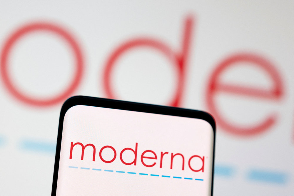 FILE PHOTO: Illustration shows Moderna logo