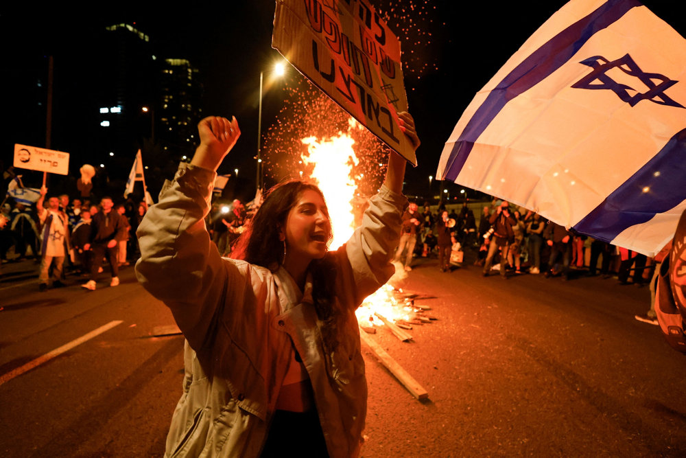 Protests against Israel''s right-wing government in Tel Aviv