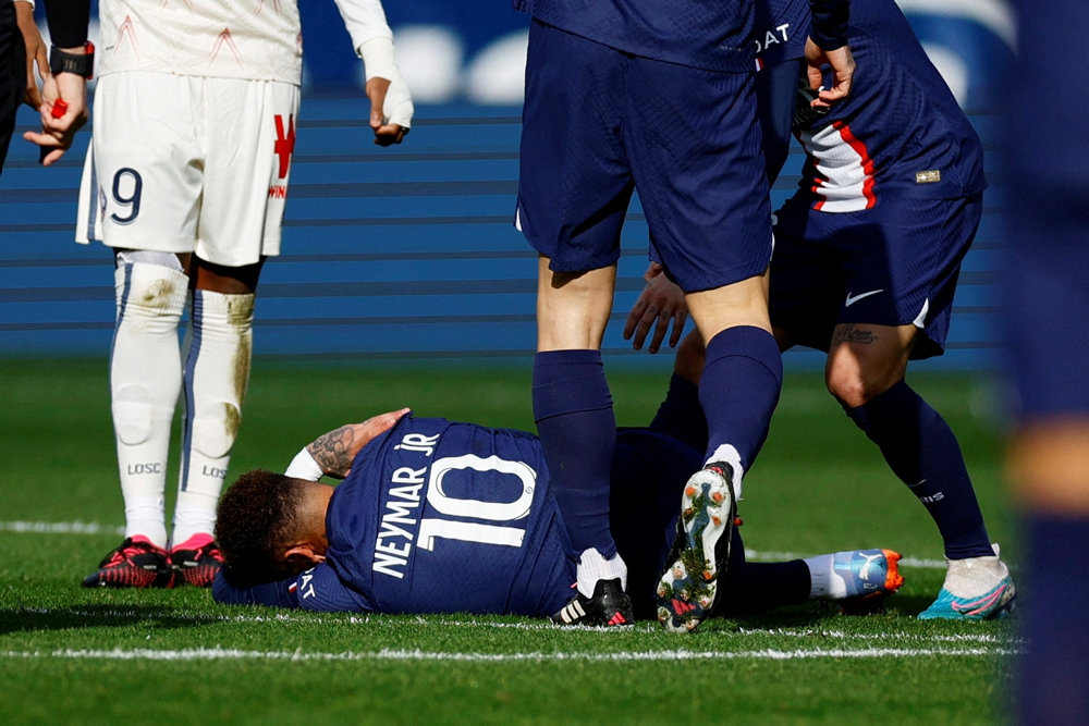 FILE PHOTO: Ligue 1 - Paris St Germain v Lille