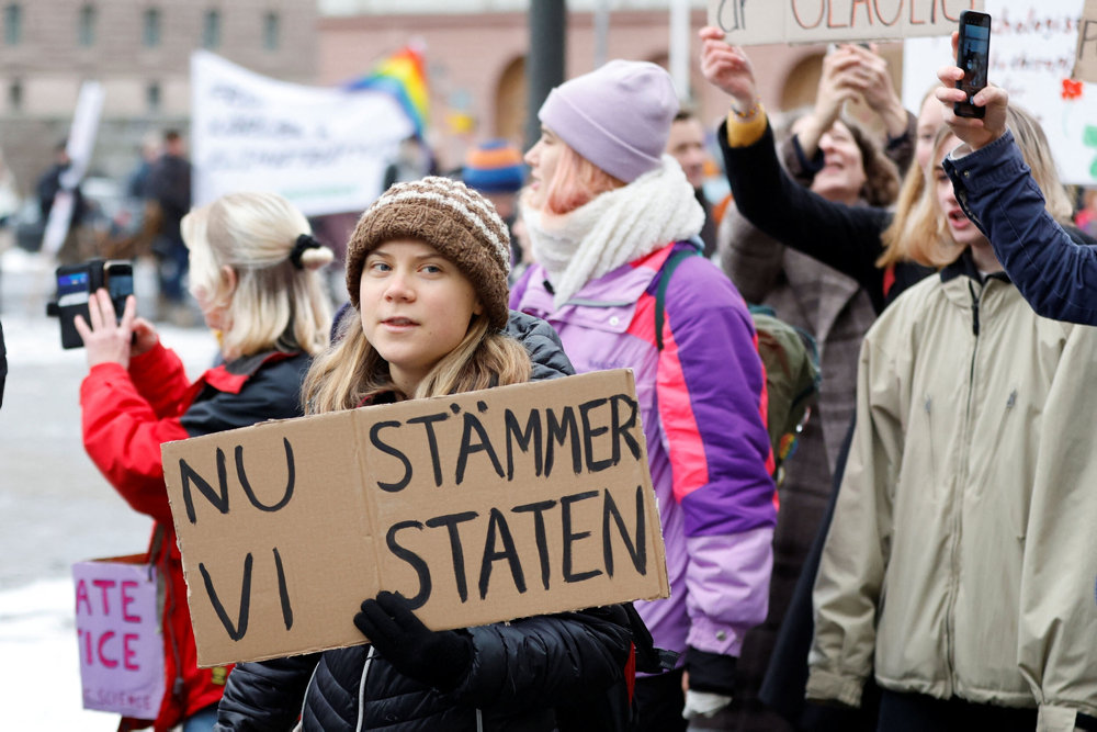 Climate demonstration by the youth-led organization Aurora before submitting its lawsuit against the state for their lack of climate work, in Stockholm