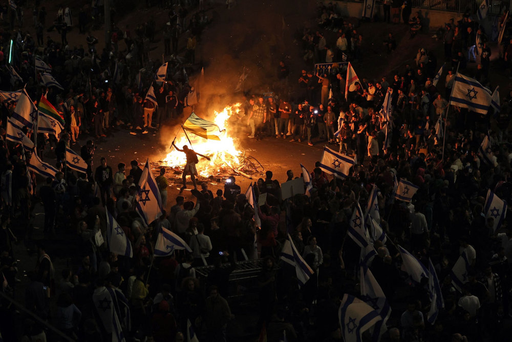 TOPSHOT-ISRAEL-POLITICS-JUDICIARY-DEMO