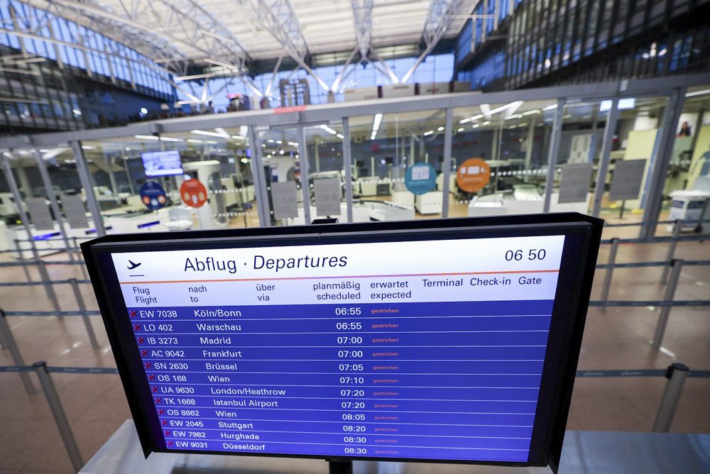 Verdi calls for warning strikes at three airports