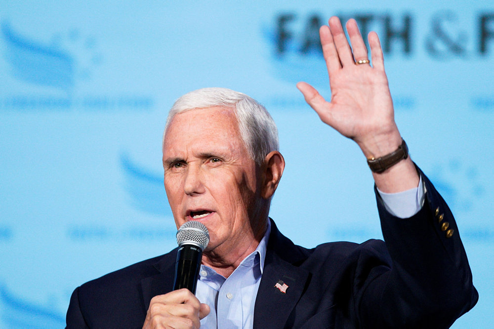 Republican presidential hopefuls make their pitch to evangelical voters at the Iowa Faith