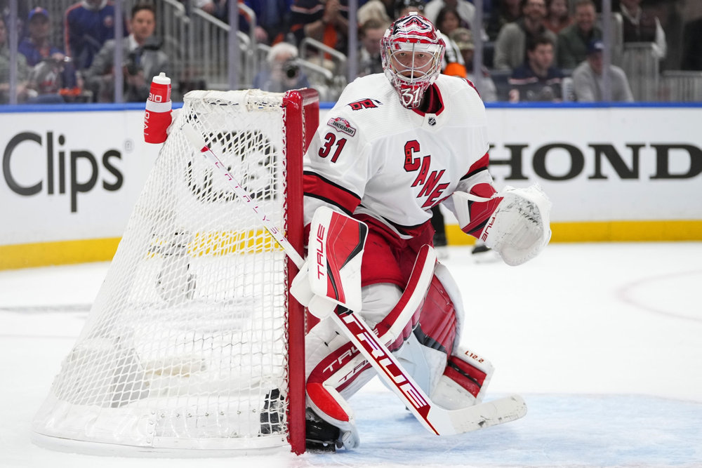 Hurricanes Islanders Hockey