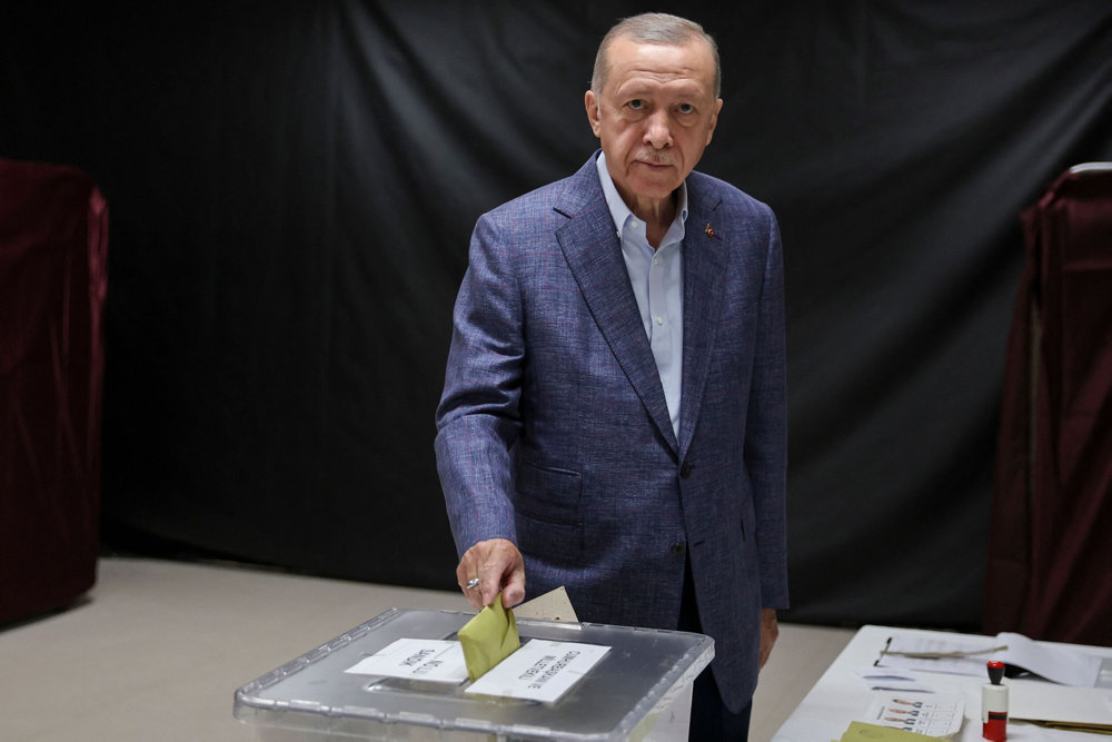 TOPSHOT-TURKEY-POLITICS-ELECTION-VOTE