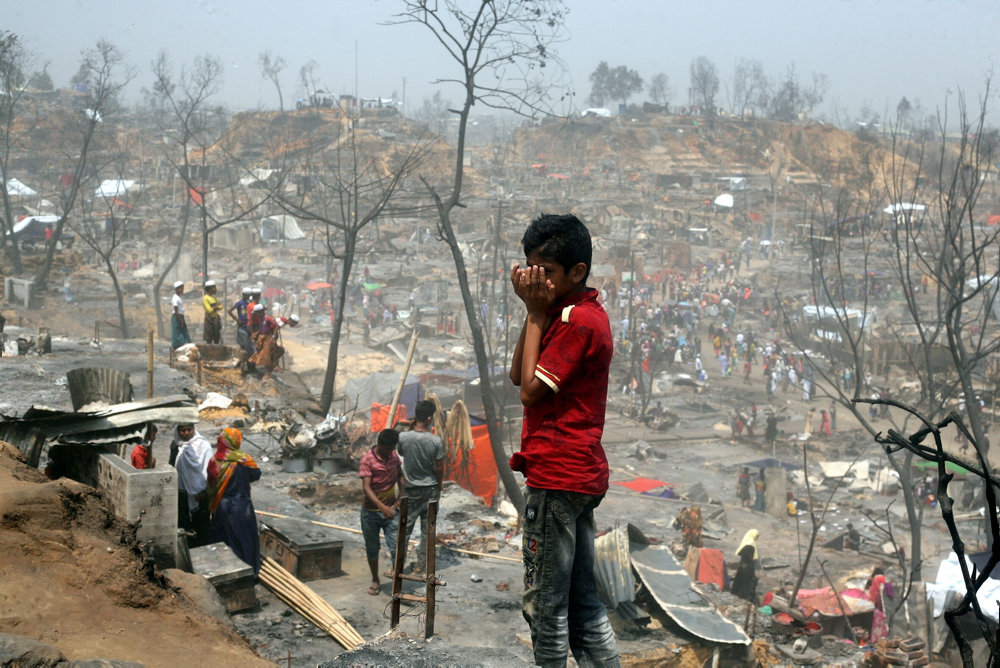 Aftermath offire at Rohingya refugee camp in Cox? s Bazar