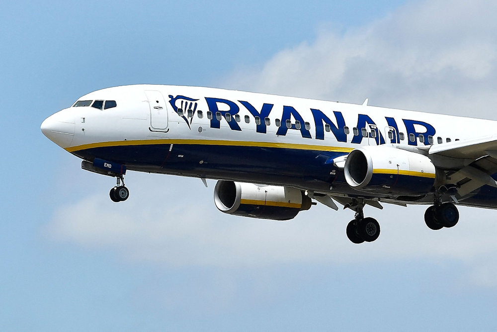 FILES-US-IRELAND-AVIATION-RYANAIR-CONTRACT-BOEING