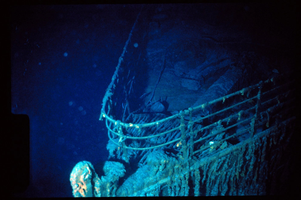 US-TITANIC-WRECKAGE-HISTORY-DISASTER-DIVE