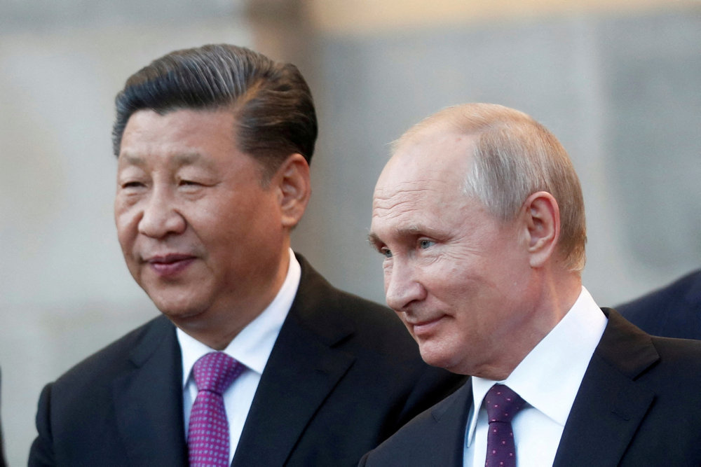 FILE PHOTO: FILE PHOTO: Chinese President Xi Jinping visits Russia
