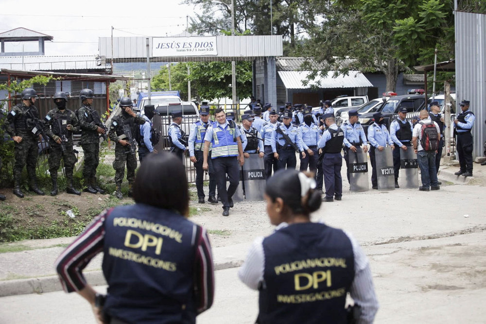 Several inmates dead following a riot in women''s prison in Honduras
