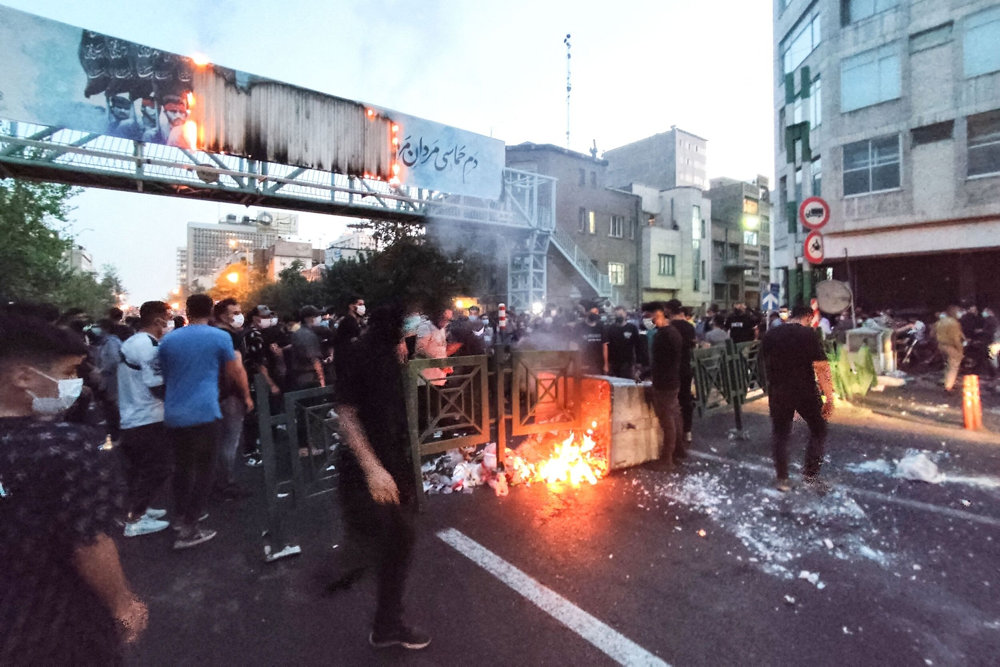 TOPSHOT-IRAN-PROTEST-WOMEN-RIGHTS