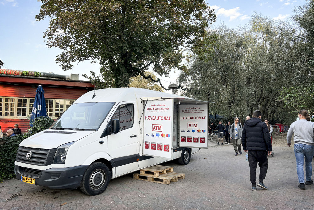 Mobil pengeautomat på Christiania