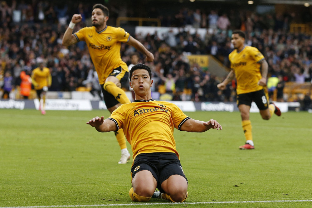 Premier League - Wolverhampton Wanderers v Manchester City