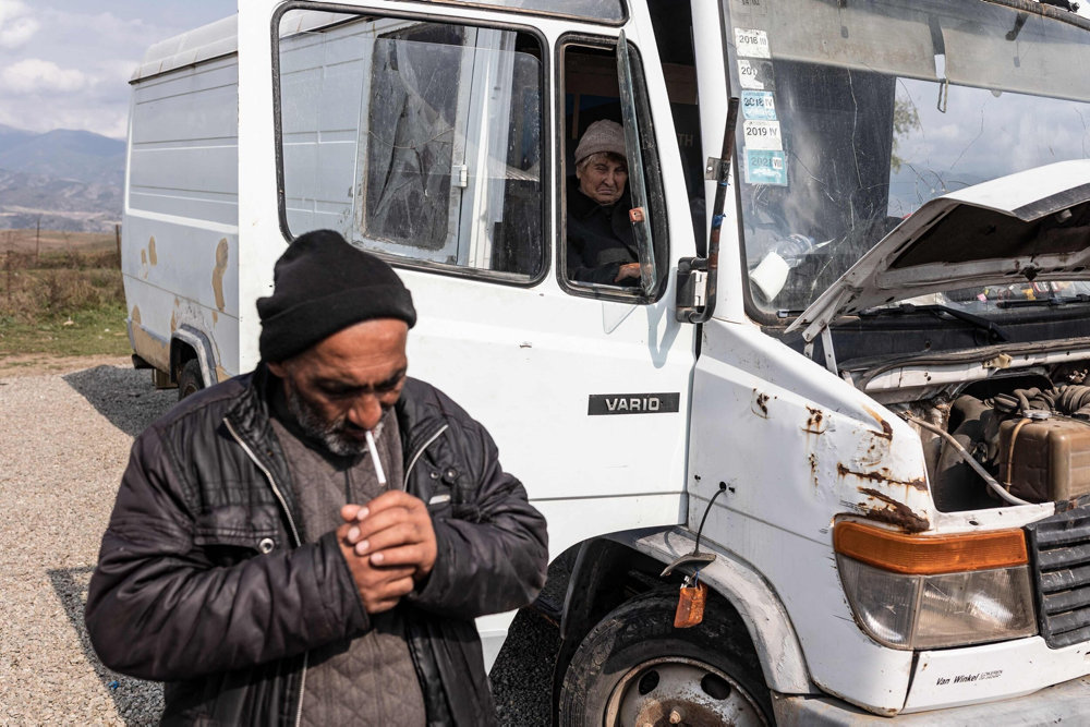 TOPSHOT-ARMENIA-AZERBAIJAN-CONFLICT-KARABAKH-REFUGEES