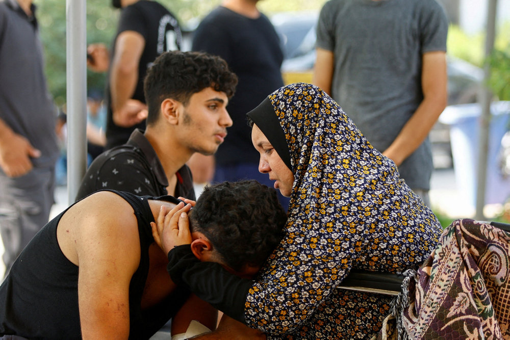FILE PHOTO: Gaza twin babies among 300 killed in Israeli strikes in Khan Younis