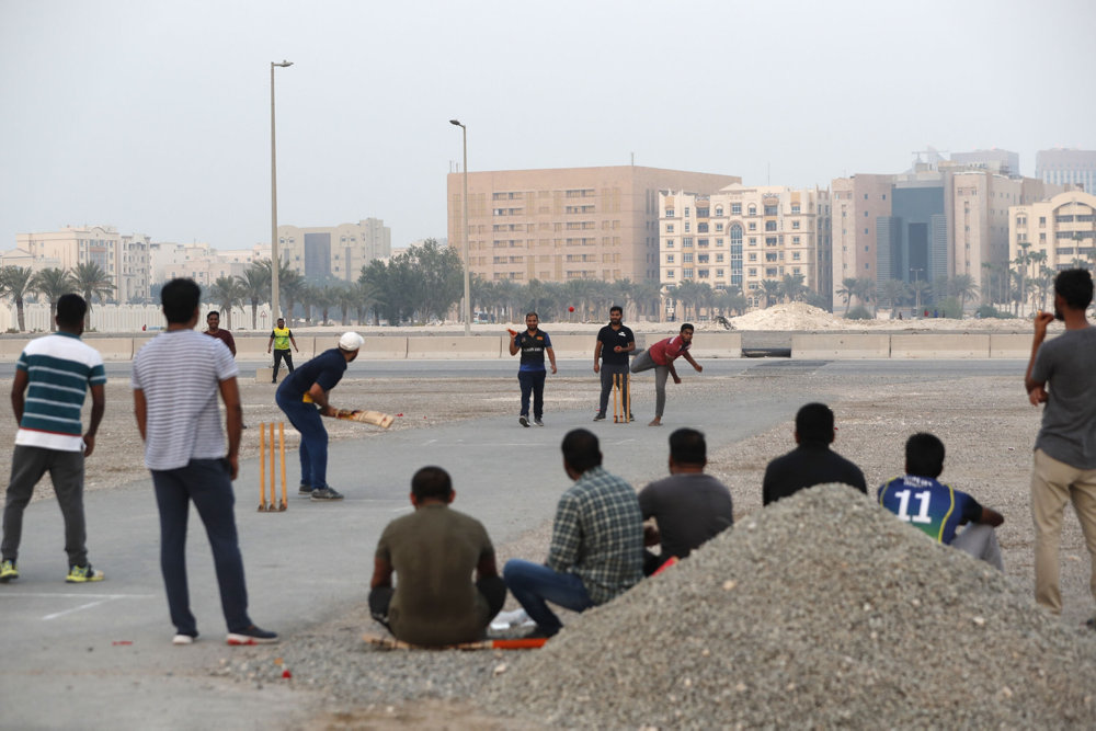 Qatar Migrants'' Game