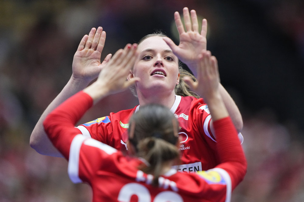 VM i kvindehåndbold: Danmark - Rumænien