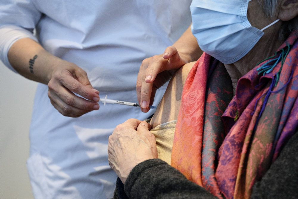 Danskere over 50 år får tilbudt fjerde vaccinestik fra 1. oktober